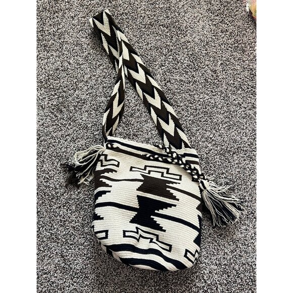 Boho Handwoven Black & White Crossbody Bag With Geometric Patterns Long Strap & - Picture 1 of 8